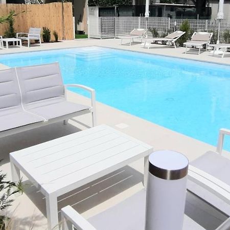 Hotel Ermeti B&B Brunch リッチョーネ エクステリア 写真